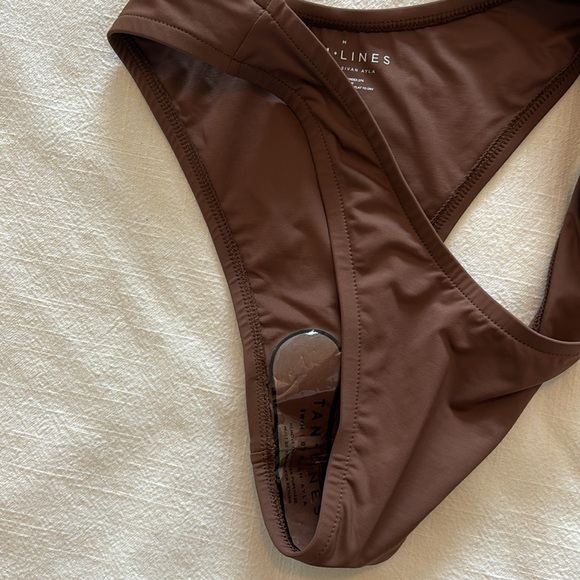 NWOT Sivan Ayla Tan Lines - Picture 2 of 3